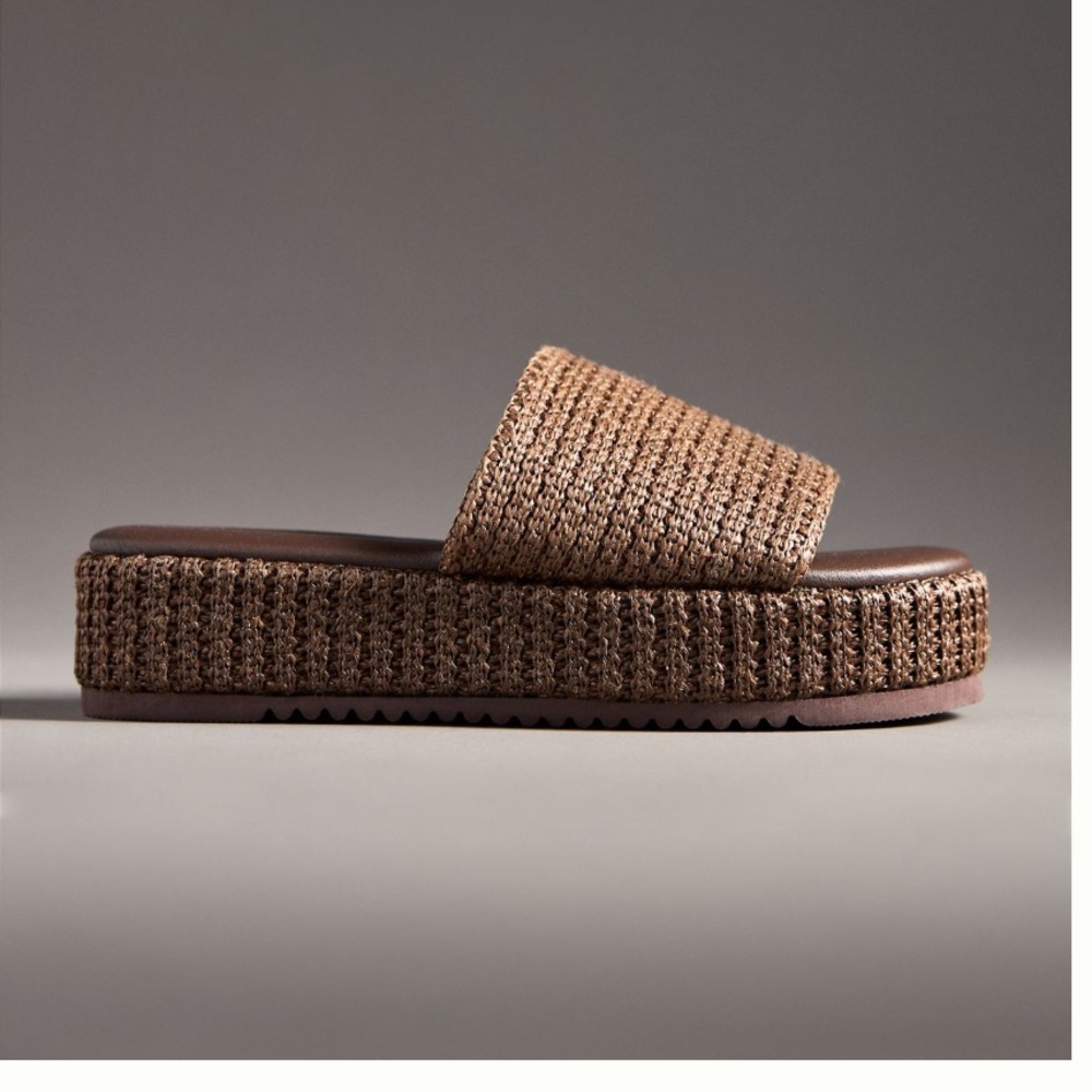 Matisse Montego Platform Slides size 8 NWT